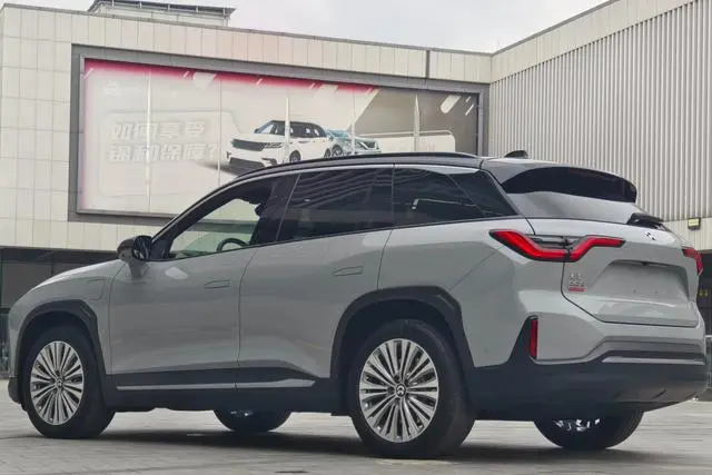 NIO NIO ES6 610KM performance version