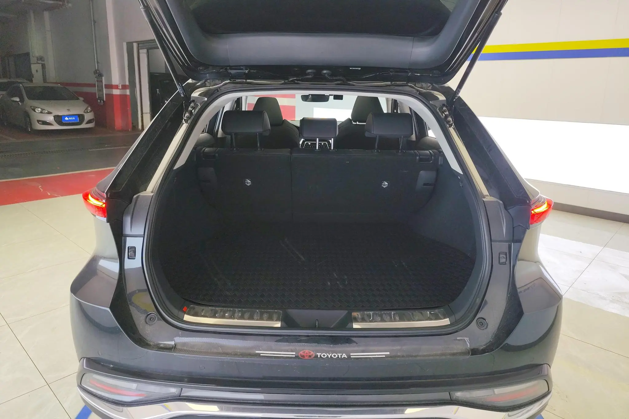 TOYOTA Weisha 2.0L CVT two-wheel drive deluxe edition