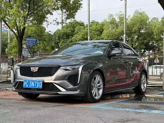 Cadillac Cadillac CT4 28T fashion type