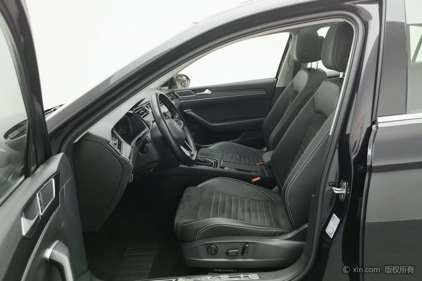 Volkswagen Magotan 330TSI DSG Luxury