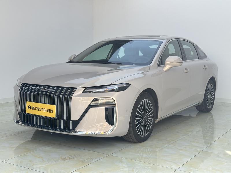 Roewe Roewe M7 DMH 2025
