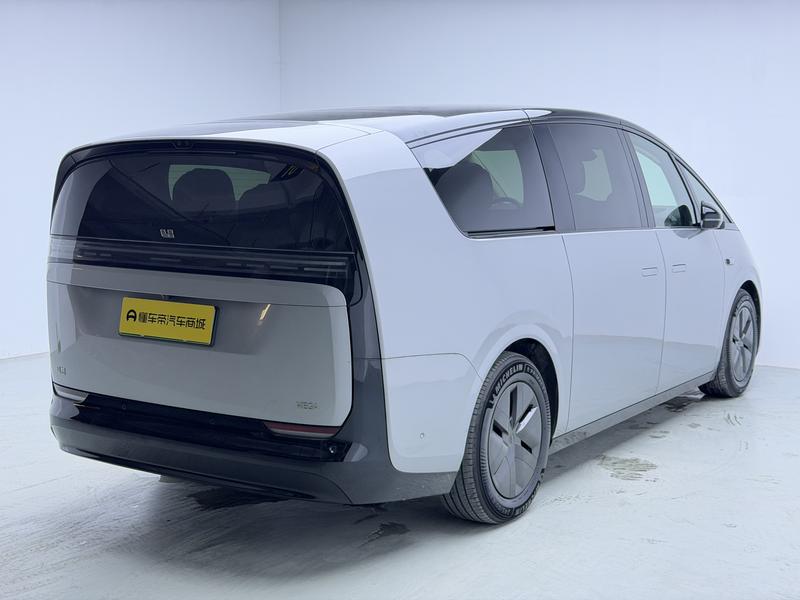Li Auto Ideal MEGA 2024