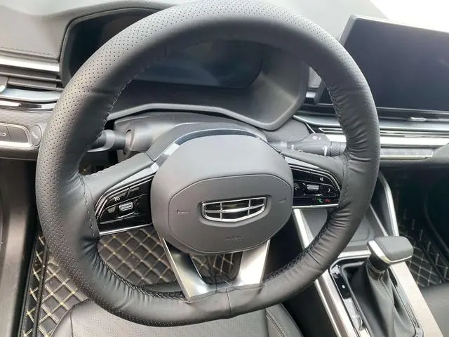 Geely Emgrand 4th generation Champion Edition 1.5L CVT Luxury