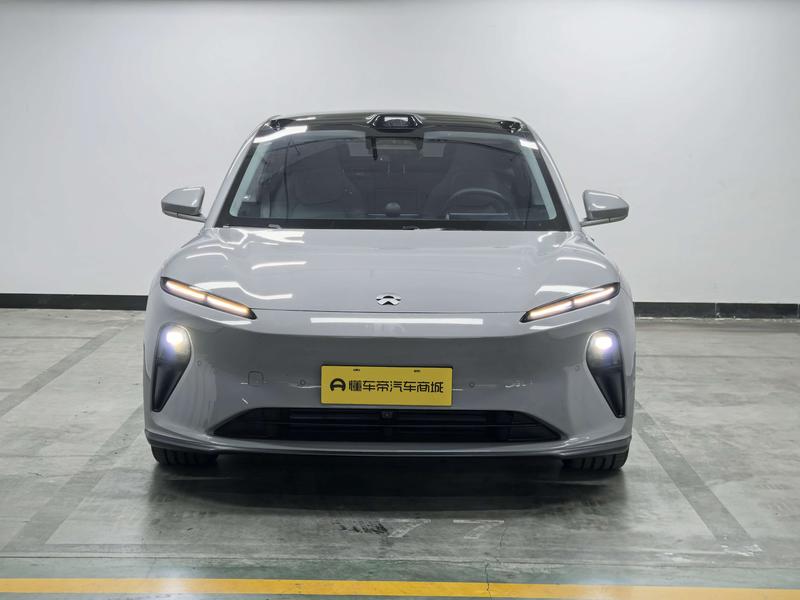 NIO NIO ET5 2024