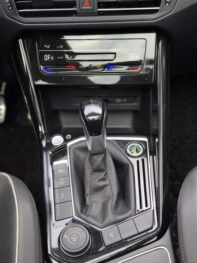 Volkswagen Tanyue 380TSI four-wheel drive luxury Zhilian Edition Pro