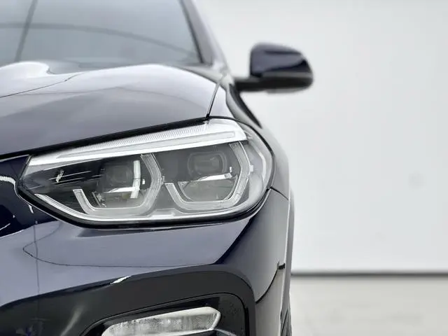 BMW BMW X4 xDrive30i M sports suit