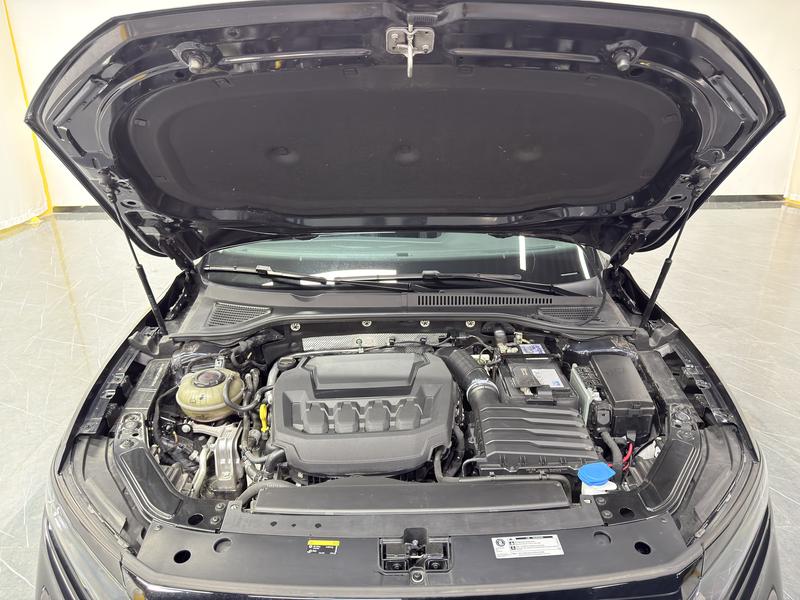 Volkswagen Passat 2025