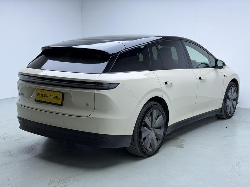 Li Auto Ideal i6 2025