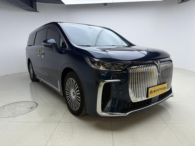 Voyah Lantu Dreamer PHEV 2025