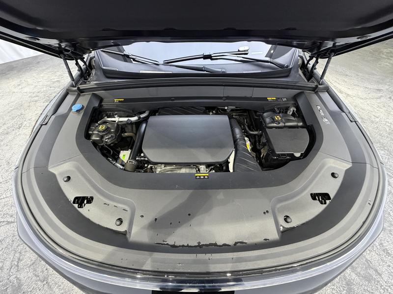 Li Auto Ideal L9 2023