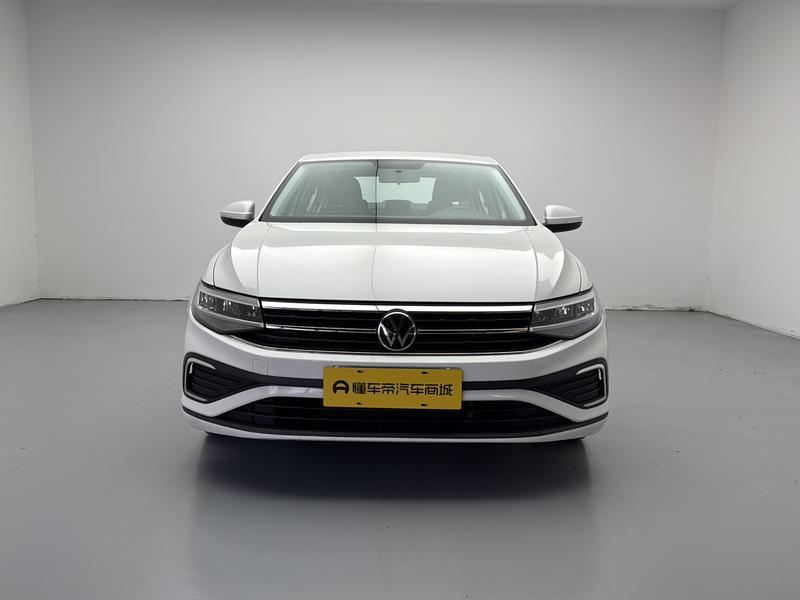 Volkswagen Bora 2024