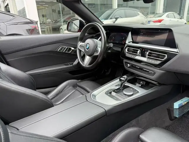 BMW BMW Z4 sDrive 25i M Sports Yao Ye Set