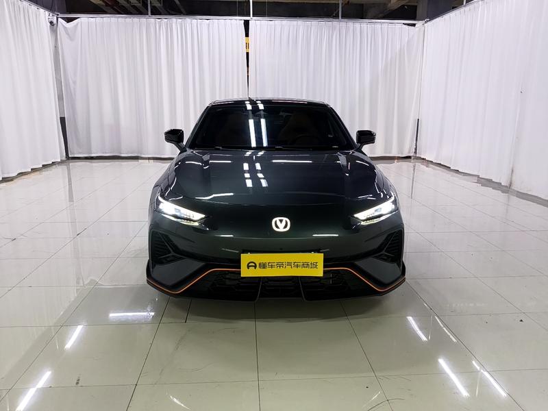 Changan Changan UNI-V 2025