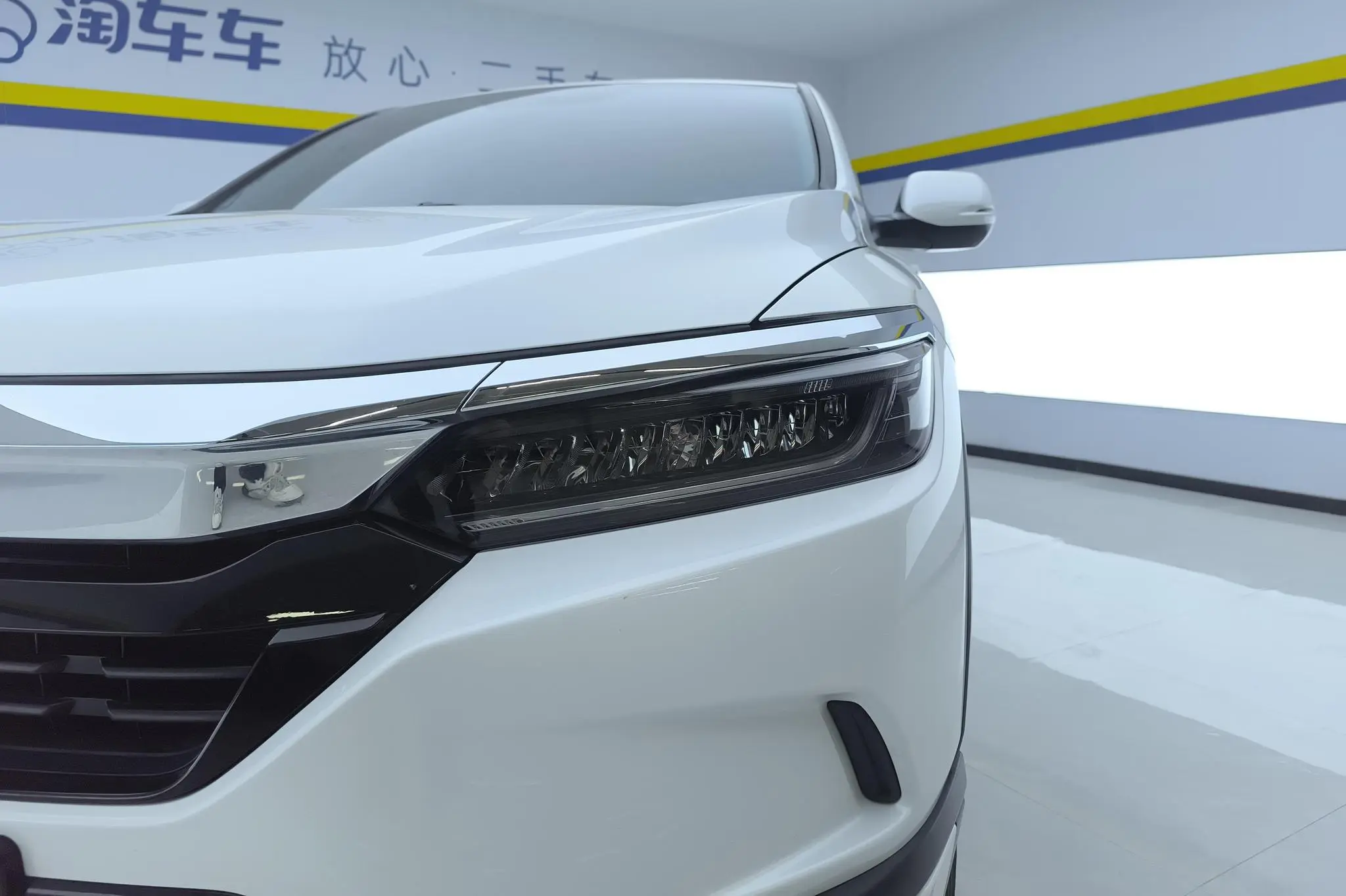 Honda Hao Ying 240TURBO CVT two-wheel drive Elite Edition