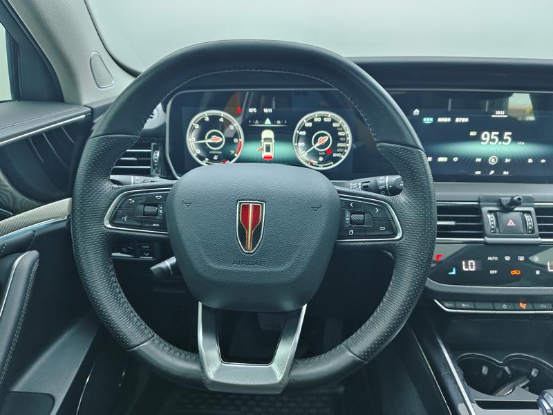 Hongqi Red Flag HS5 2019
