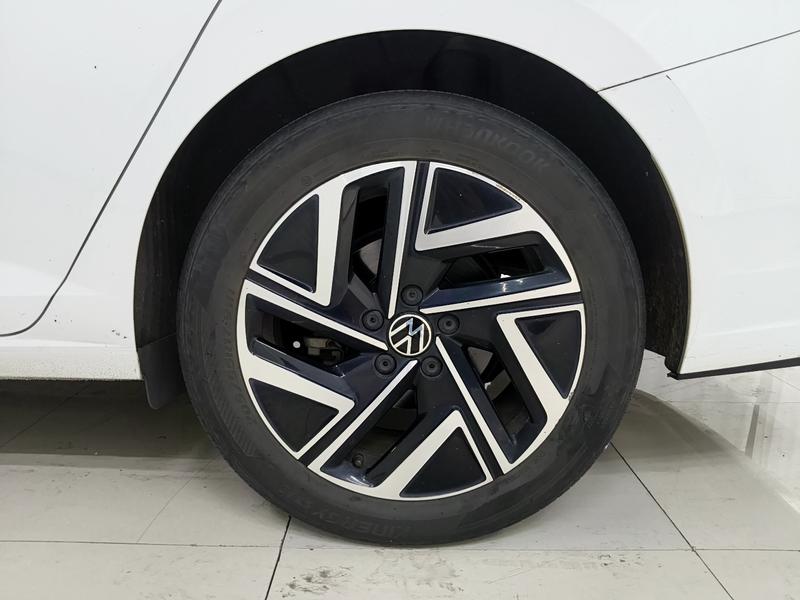 Volkswagen Sagitar 2023