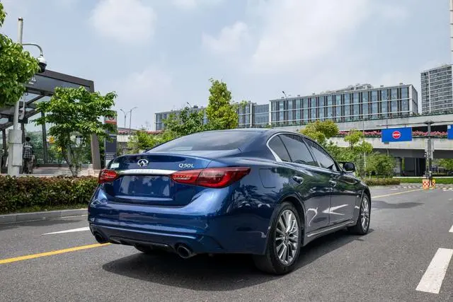 Infiniti Infiniti Q50L 2.0T Comfort Version Country VI