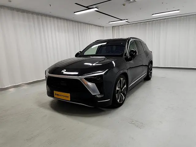 NIO NIO ES8 580KM base version six seats