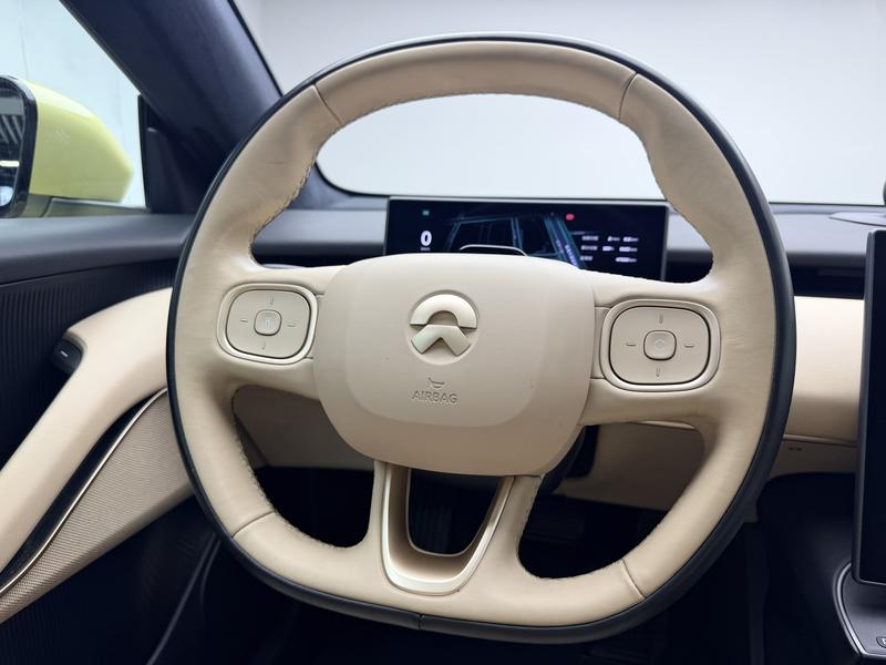 NIO NIO ET5 2022