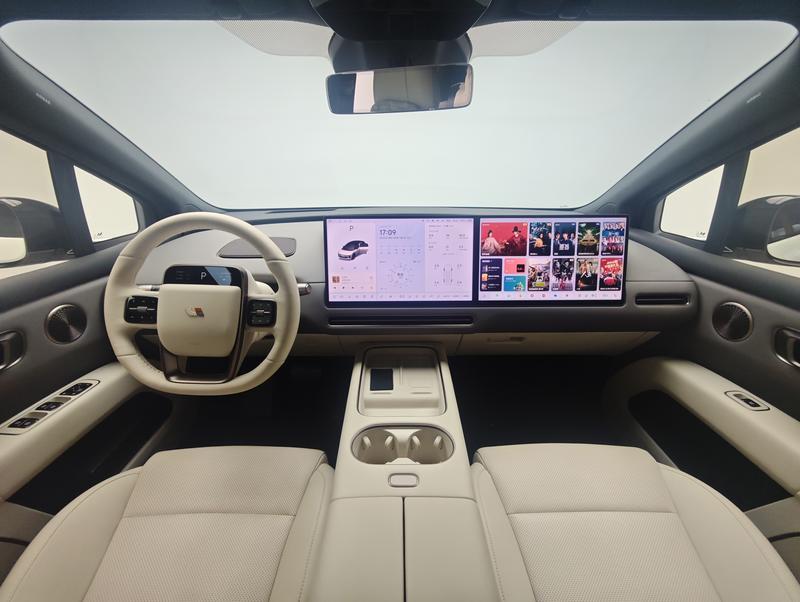 Li Auto Ideal i6 2025