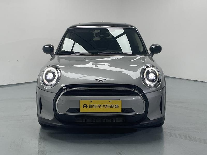 MINI MINI 2023
