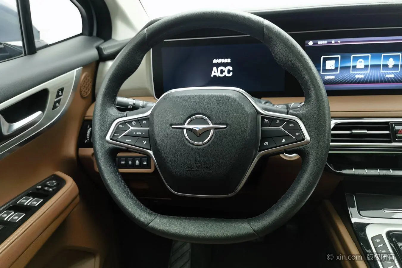 Haima Seahorse 7X 1.6TGDI automatic flagship 6-seater