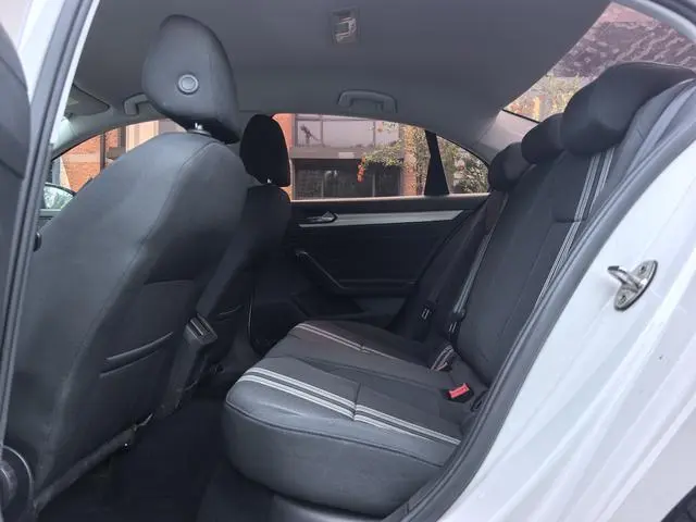 Volkswagen Lingdu 230TSI DSG Fashion Edition