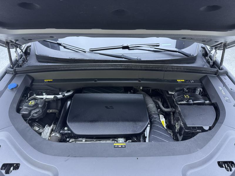 Li Auto Ideal L8 2024