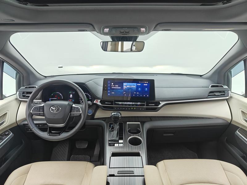 Toyota Sienna 2023