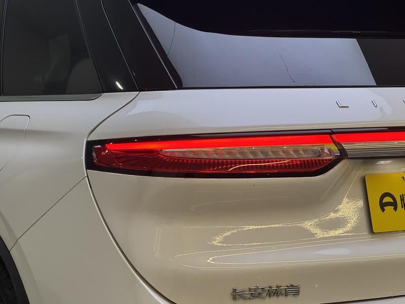 Lincoln adventurer 2022