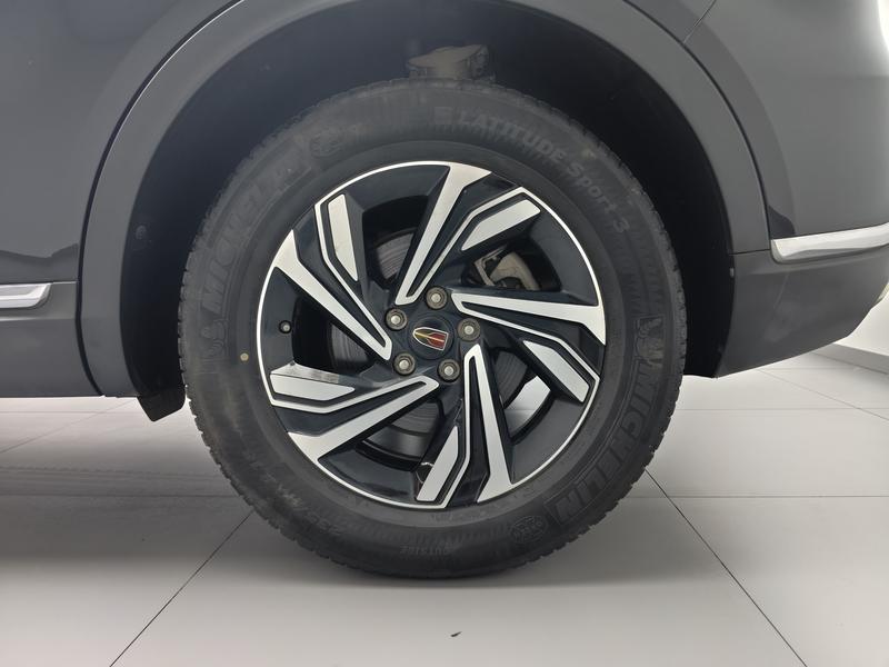 Hongqi Red Flag HS5 2022