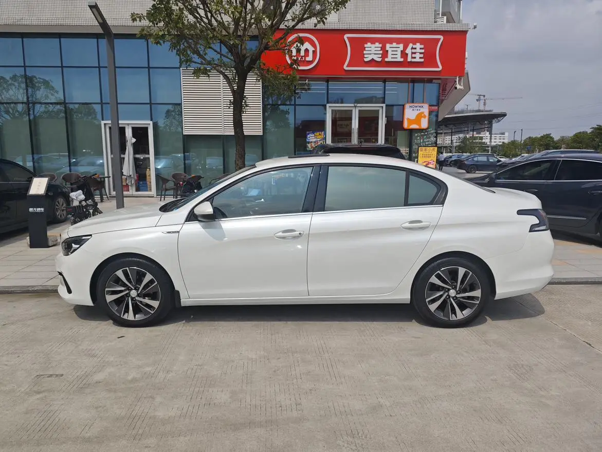 Peugeot Peugeot 408 230THP Automatic Deluxe Edition Country VI
