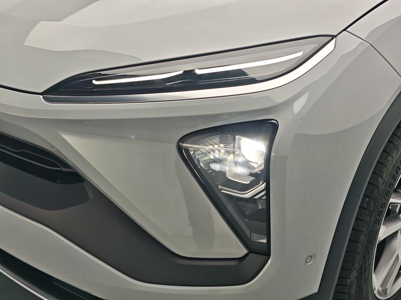 NIO NIO ES6 2020