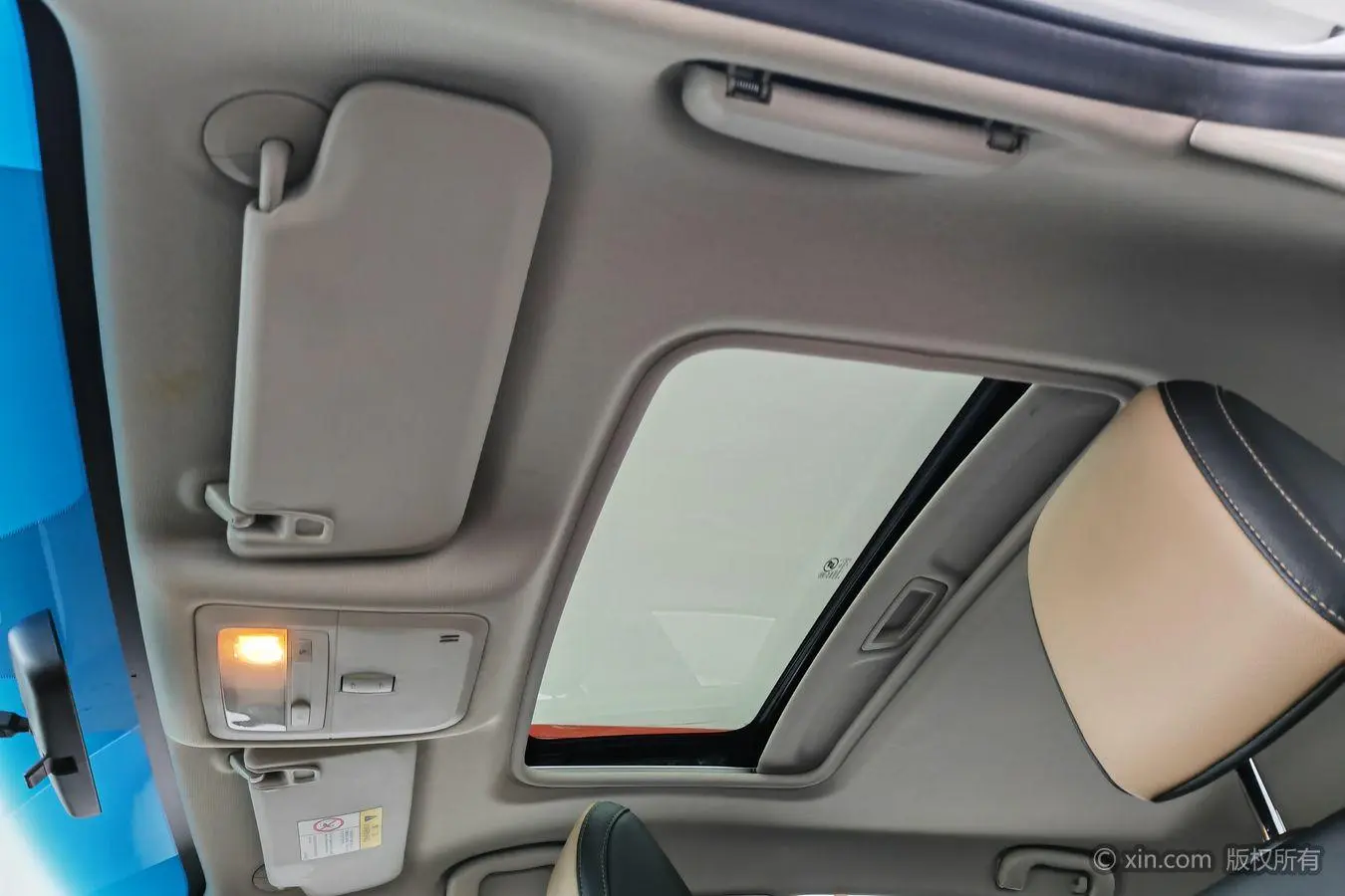 Chevrolet Cruze 320 automatic Enjoy Skylight version