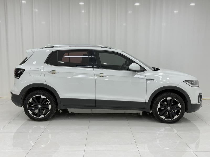 Volkswagen Explore Shadow 2021