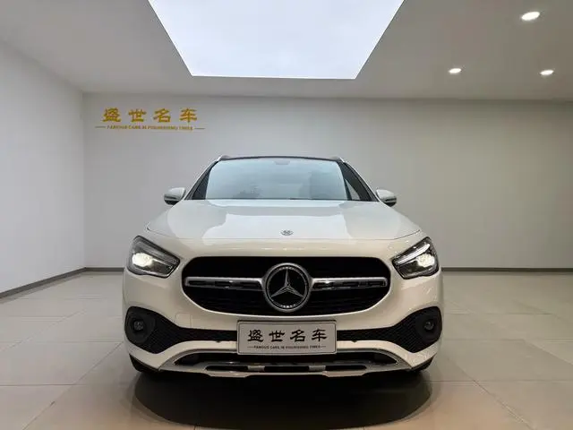 Mercedes-Benz Mercedes-Benz GLA GLA 200