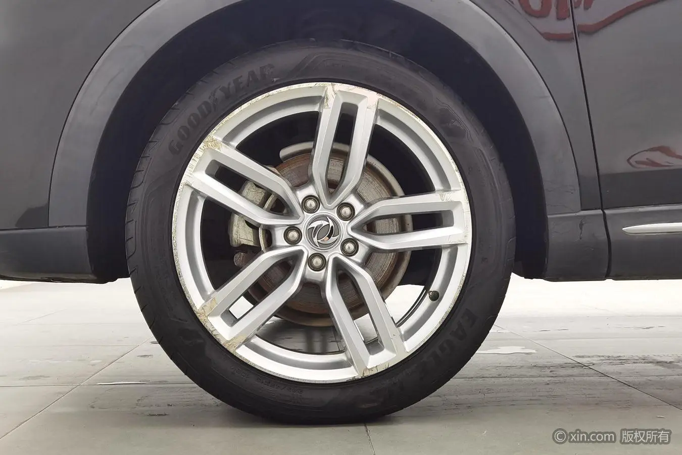 Dongfeng Fengguang Scenery ix5 280TGDI CVT Smart Country V
