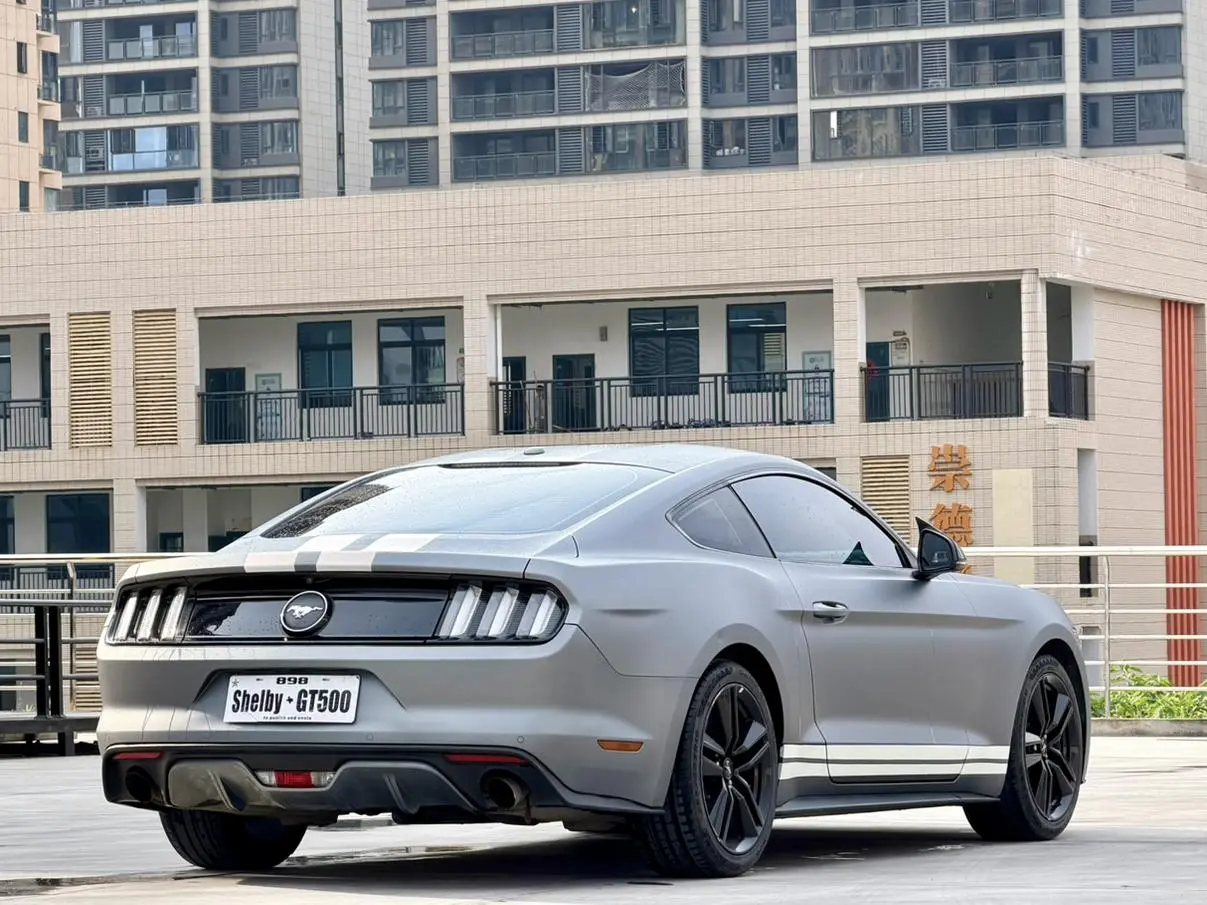 Ford Mustang 2.3T Performance Version