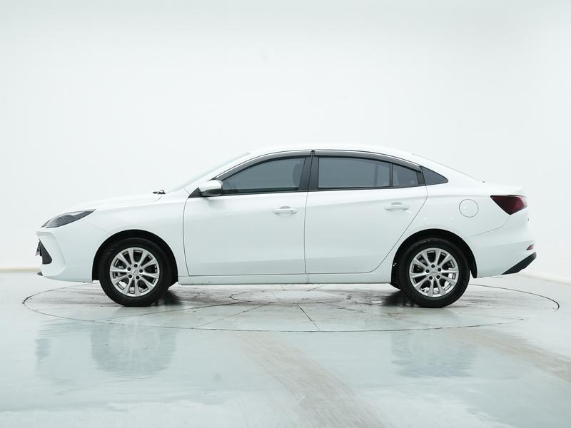 Roewe Roewe i5 2026