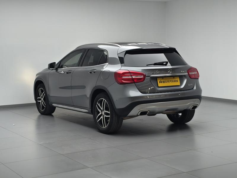 Mercedes-Benz Mercedes Benz GLA 2016