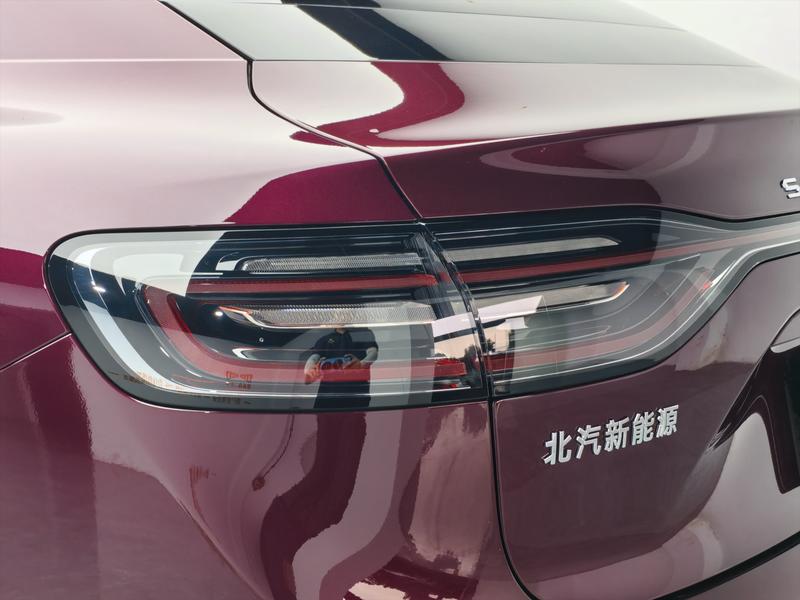 Luxeed Xiangjie S9 2025