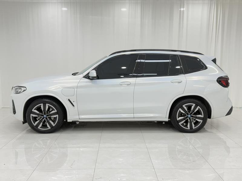 BMW BMW iX3 2023