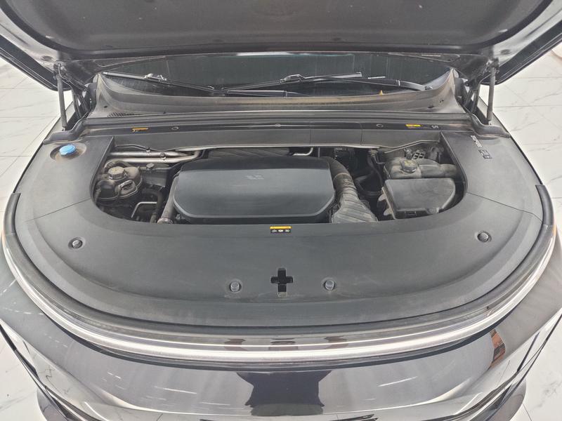 Li Auto Ideal L6 2024