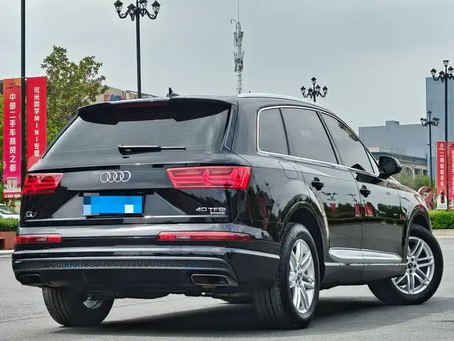 Audi Audi Q7 40 TFSI S line sporty