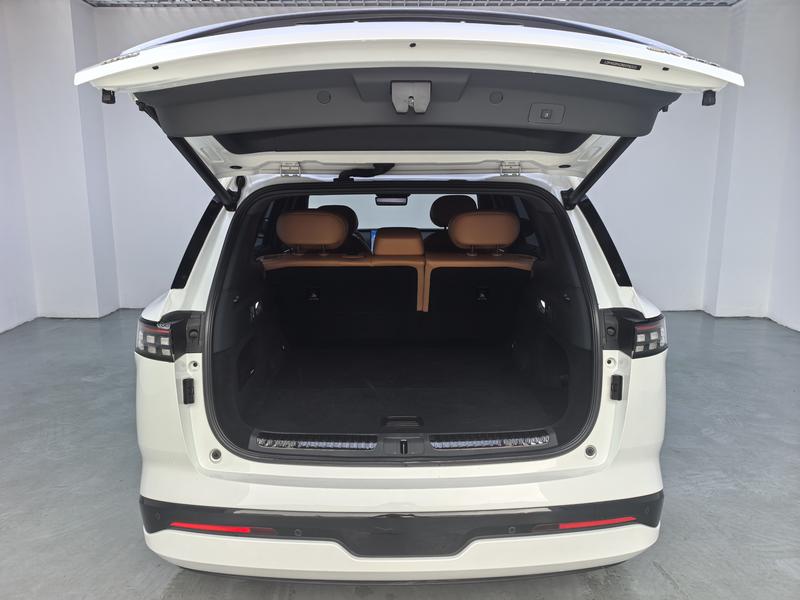 Dongfeng Yipai Eπ 008 2024