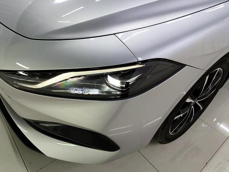 Roewe Roewe D7 DMH 2025