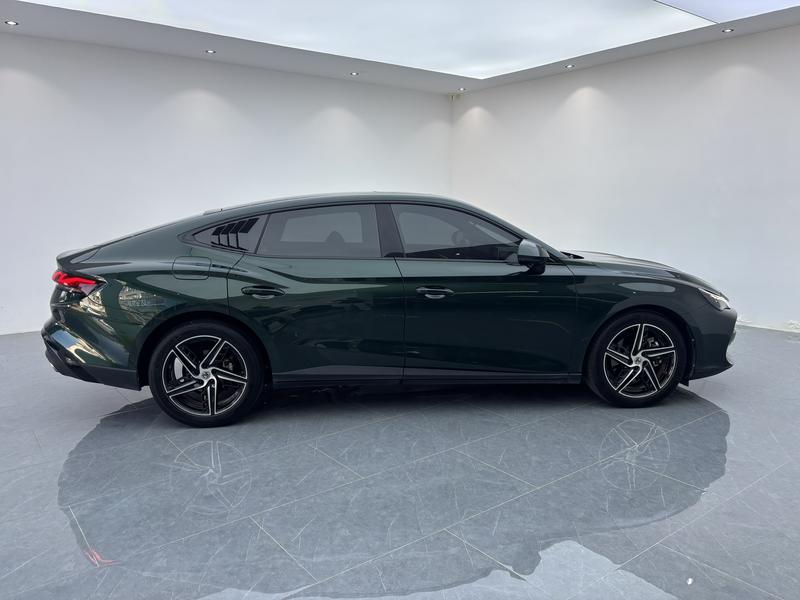 MG MG7 2023