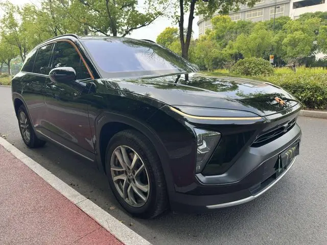 NIO NIO ES6 420KM sports version