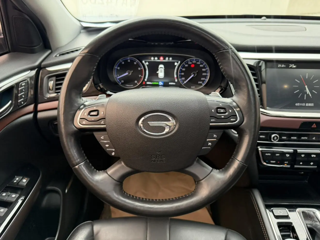 GAC Trumpchi GS8 320T two-wheel drive premium edition 7 seats