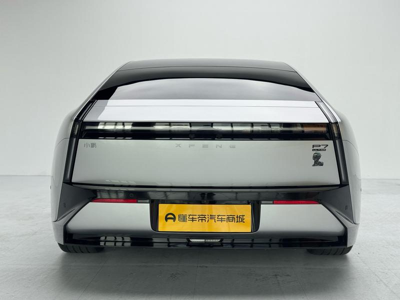 XPeng Xiaopeng P7 2025
